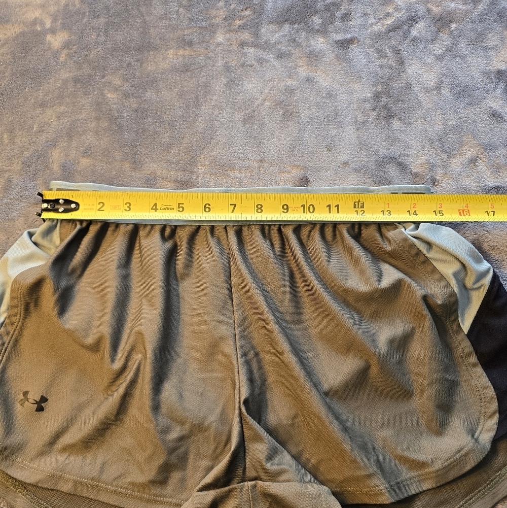 Under Armour Loose Hunter Green Shorts Size Large - Picture 7 of 11